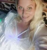 Fiona696 avatar