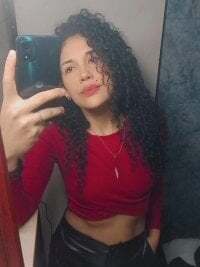 Fiorellayleo avatar