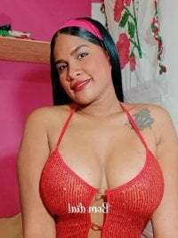 Flavia40 Cam Model: Live Nude & Adult Sex Chat | Booble