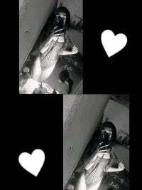 Girls_black avatar