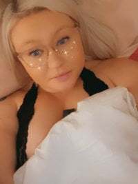 Glittergoddesss avatar