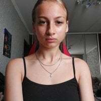 GloriaHil avatar