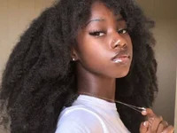 GoldenGirl699 avatar