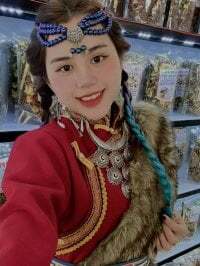 Hanh_Luxii avatar