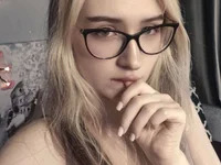 HellyCherry avatar