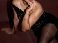 Hot-navyaa avatar