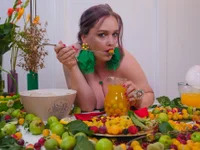HotteyesM avatar