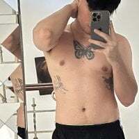 ITHAN_DREAMBOY avatar