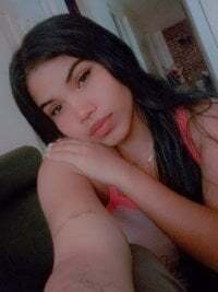 Isabella1_b_ avatar