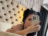 IssabellaNoirs avatar