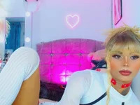 IzzyHotGirl avatar