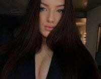 JulianaRaynes avatar