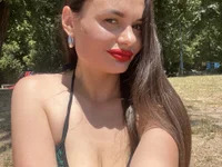 Julie_Tiff avatar