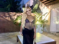 Jullyana1701 avatar