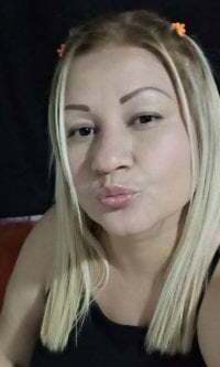 Karoline_milf_hot avatar