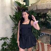 Karolly__ avatar