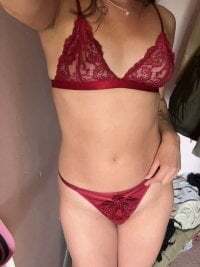 KinkyXellie avatar