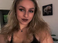 KiraBloom66 avatar