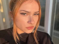 KiraMayson avatar