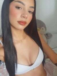 KittyFox6 avatar