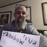 KlutzyWonder4 avatar