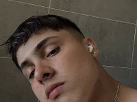 LaraWhite333 avatar