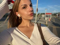 LaraineDomebo avatar
