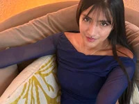 LauraDaniels_ avatar