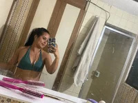Laura_99 avatar