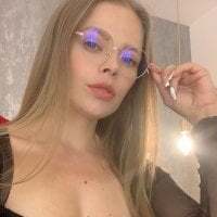 Laurablue avatar
