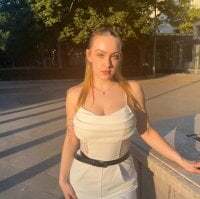 Laylaa_white avatar