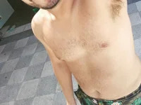 Leoeze18 avatar