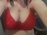 Lilirose-63 avatar