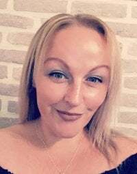 Little_Miss_Peony Cam Model: Live Nude & Adult Sex Chat | Booble