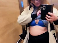 LizzieZ1975 avatar