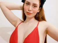 LuciaAcros avatar
