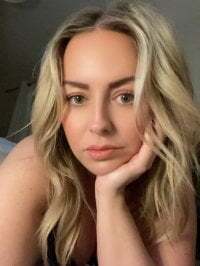 LucyNextDoor_X avatar