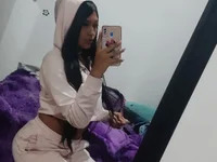 LunaAura avatar