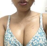 Maahhii_2 avatar