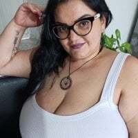 Madisoncurvy avatar