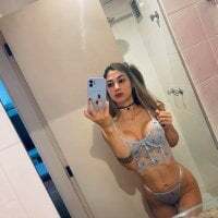 Maiaaxlovee avatar