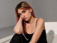 MayaGrins avatar