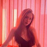 MiaHils Cam Model: Live Nude & Adult Sex Chat | Booble