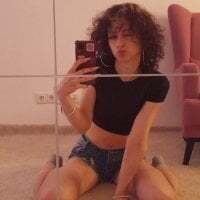 MimiLicks avatar