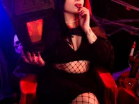 MollyFerrer avatar