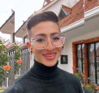 NICOLLE__12 avatar