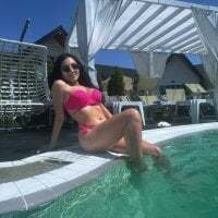 NadineLeo avatar