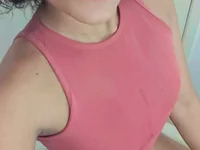 Naomii_32 avatar