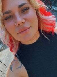 Naughty_kittyy1 avatar