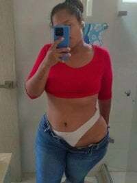 NicolleRosee avatar